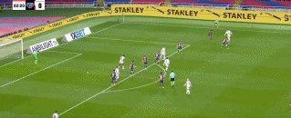 1739833342925025862.gif 【西甲】莱万点射,巴萨1比0巴列卡诺登顶积分榜